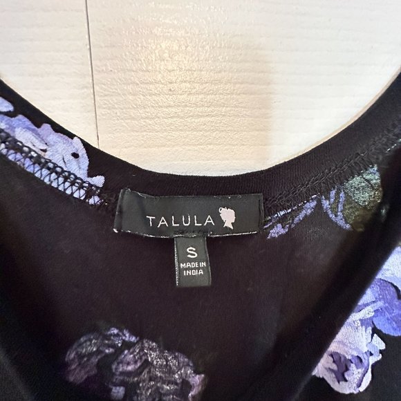 Talula Floral Crop Top - Picture 2 of 3